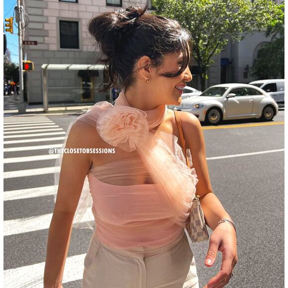 RARE!!! MANGO Strapless Top NWT - Picture 1 of 16